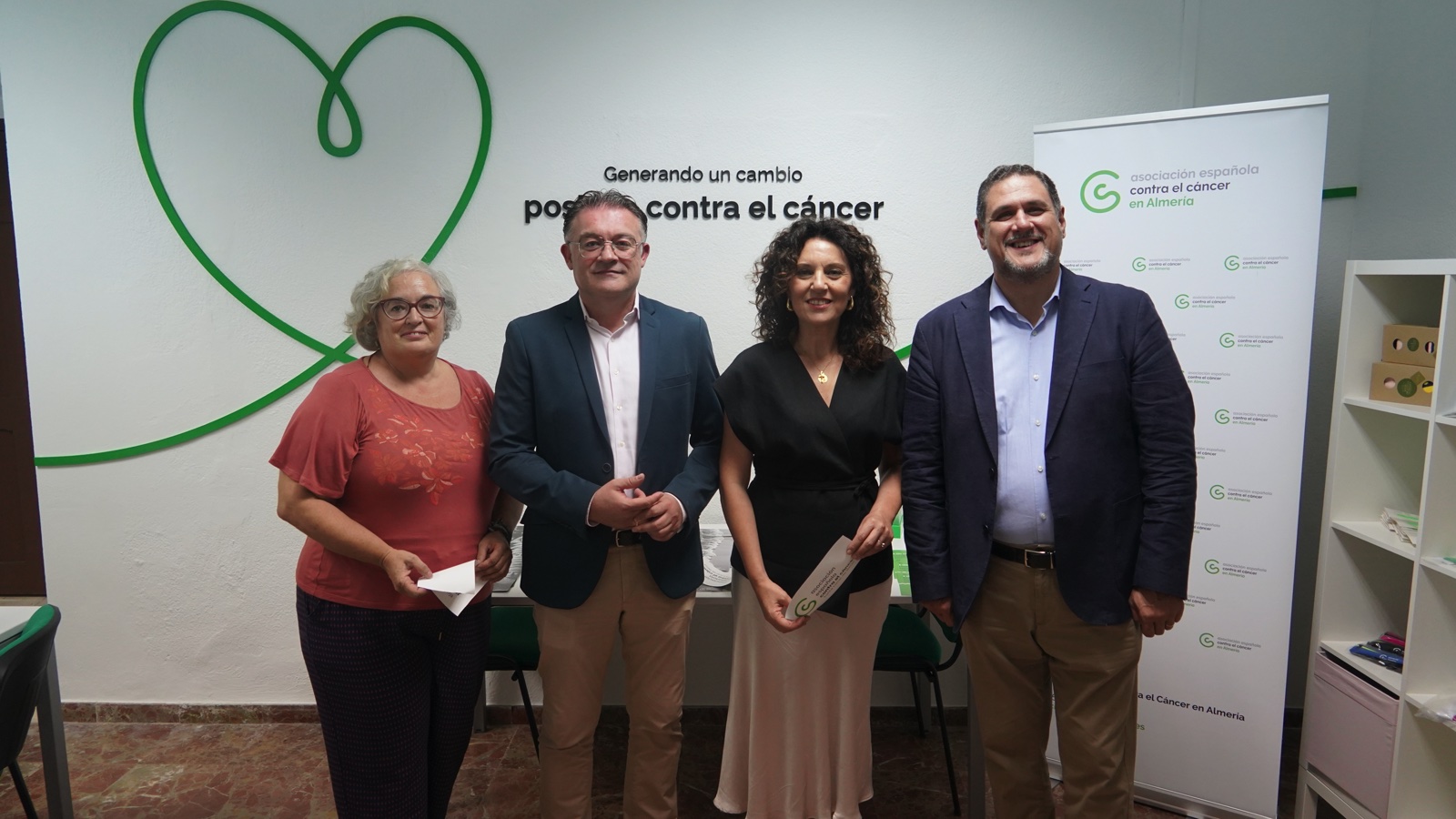 Berja inaugura la nueva sede local de la Asociación Española de la Lucha contra el Cáncer